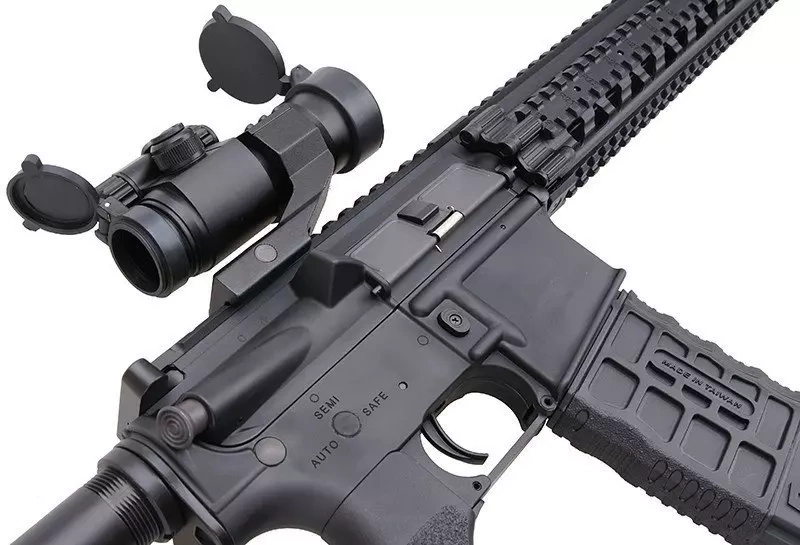 CM16 R8-L Carbine Replica - Black | Gunfire.com